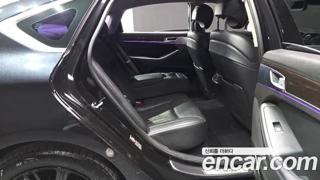 2018 Genesis G80 3.3 GDI Sold VIN KMHGL41DBJU250673 – side profile 2018 Genesis G80 3.3 GDI Sold VIN KMHGL41DBJU250673 – side profile