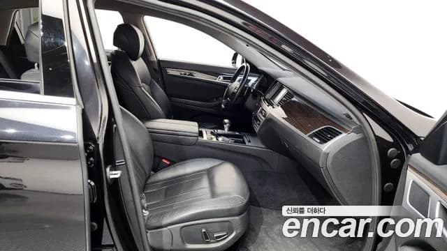 2018 Genesis G80 3.3 GDI Sold VIN KMHGL41DBJU251074 – rear exterior 2018 Genesis G80 3.3 GDI Sold VIN KMHGL41DBJU251074 – rear exterior