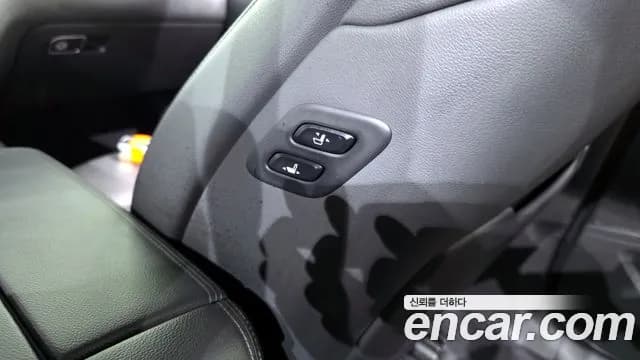 2018 Genesis G80 3.3 GDI Sold VIN KMHGL41DBJU287603 – engine bay 2018 Genesis G80 3.3 GDI Sold VIN KMHGL41DBJU287603 – engine bay