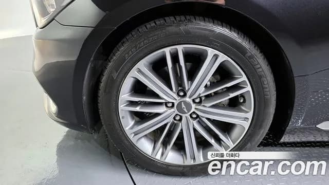 2018 Genesis G80 3.3 GDI Sold VIN KMHGL41DBJU287603 – photo 22 2018 Genesis G80 3.3 GDI Sold VIN KMHGL41DBJU287603 – photo 22