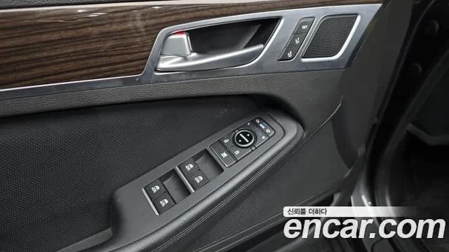 2019 Genesis G80 3.3 GDI Sold VIN KMHGL41DBKU300655 – undercarriage 2019 Genesis G80 3.3 GDI Sold VIN KMHGL41DBKU300655 – undercarriage