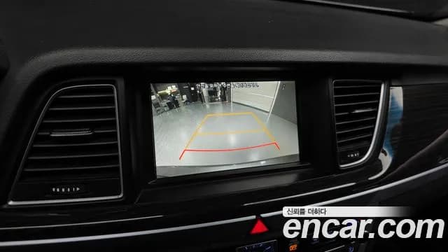 2019 Genesis G80 3.3 GDI Sold VIN KMHGL41DBKU300655 – photo 28 2019 Genesis G80 3.3 GDI Sold VIN KMHGL41DBKU300655 – photo 28