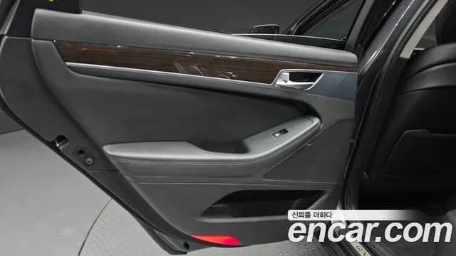 2019 Genesis G80 3.3 GDI Sold VIN KMHGL41DBKU300655 – photo 31 2019 Genesis G80 3.3 GDI Sold VIN KMHGL41DBKU300655 – photo 31