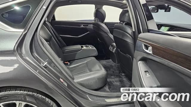 2019 Genesis G80 3.3 GDI Sold VIN KMHGL41DBKU311534 – side profile 2019 Genesis G80 3.3 GDI Sold VIN KMHGL41DBKU311534 – side profile