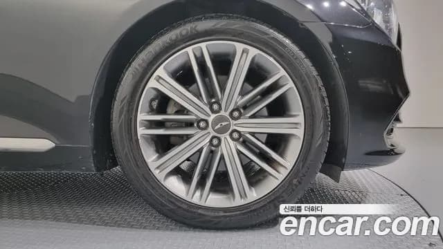 2019 Genesis G80 3.3 GDI Sold VIN KMHGL41DBKU322396 – photo 15 2019 Genesis G80 3.3 GDI Sold VIN KMHGL41DBKU322396 – photo 15