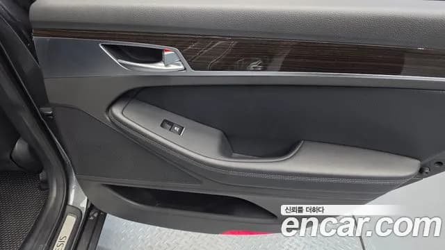 2020 Genesis G80 3.3 GDI Sold VIN KMHGL41DBLU343148 – photo 26 2020 Genesis G80 3.3 GDI Sold VIN KMHGL41DBLU343148 – photo 26