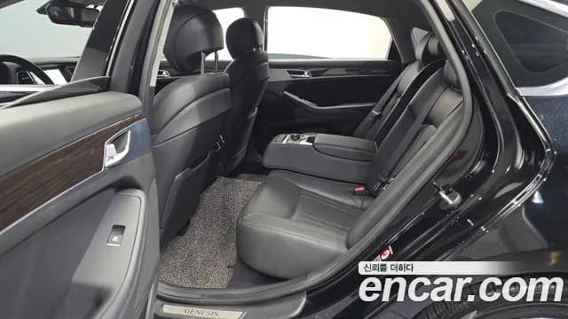 2017 Genesis G80 3.3 GDI AWD Sold VIN KMHGL41DDHU217984 – photo 24 2017 Genesis G80 3.3 GDI AWD Sold VIN KMHGL41DDHU217984 – photo 24