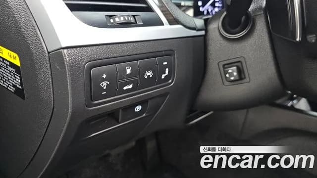 2017 Genesis G80 3.3 GDI AWD Sold VIN KMHGL41DDHU218596 – dashboard 2017 Genesis G80 3.3 GDI AWD Sold VIN KMHGL41DDHU218596 – dashboard