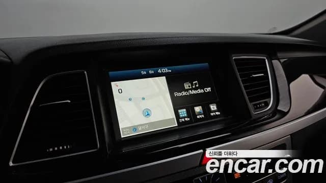 2017 Genesis G80 3.3 GDI AWD Sold VIN KMHGL41DDHU218596 – photo 17 2017 Genesis G80 3.3 GDI AWD Sold VIN KMHGL41DDHU218596 – photo 17