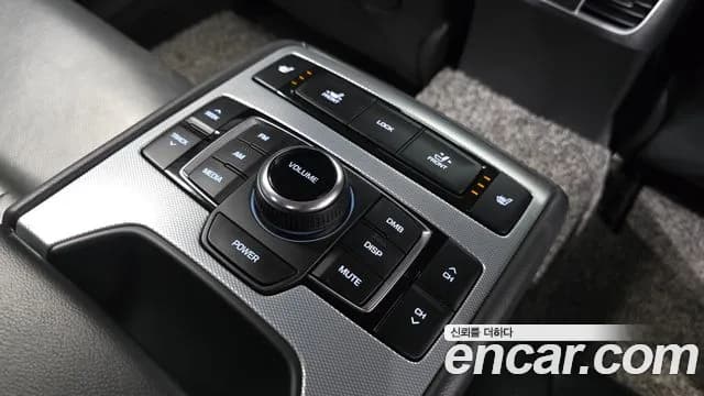 2017 Genesis G80 3.3 GDI AWD Sold VIN KMHGL41DDHU224726 – photo 22 2017 Genesis G80 3.3 GDI AWD Sold VIN KMHGL41DDHU224726 – photo 22