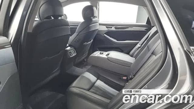 2018 Genesis G80 3.3 GDI AWD Sold VIN KMHGL41DDJU238231 – photo 20 2018 Genesis G80 3.3 GDI AWD Sold VIN KMHGL41DDJU238231 – photo 20