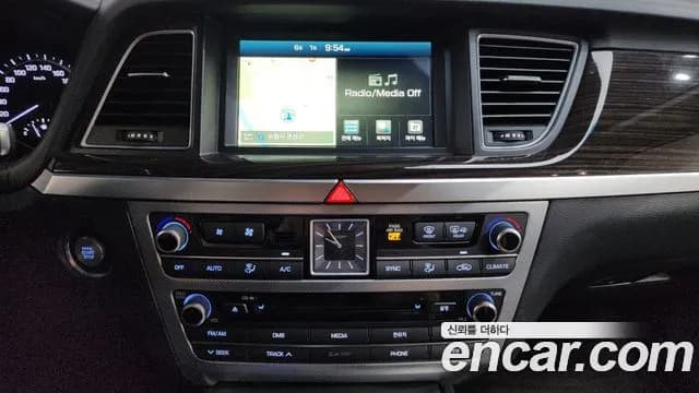 2018 Genesis G80 3.3 GDI AWD Sold VIN KMHGL41DDJU238231 – photo 22 2018 Genesis G80 3.3 GDI AWD Sold VIN KMHGL41DDJU238231 – photo 22