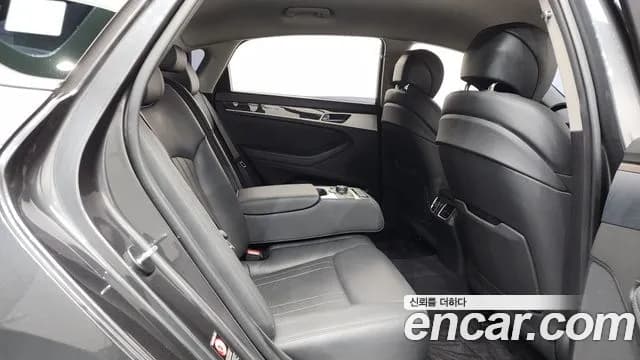 2018 Genesis G80 3.3 GDI AWD Sold VIN KMHGL41DDJU238231 – photo 28 2018 Genesis G80 3.3 GDI AWD Sold VIN KMHGL41DDJU238231 – photo 28