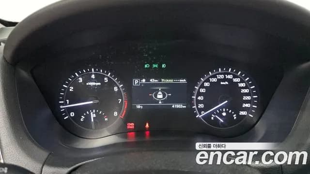 2018 Genesis G80 3.3 GDI AWD Sold VIN KMHGL41DDJU265950 – interior seats 2018 Genesis G80 3.3 GDI AWD Sold VIN KMHGL41DDJU265950 – interior seats