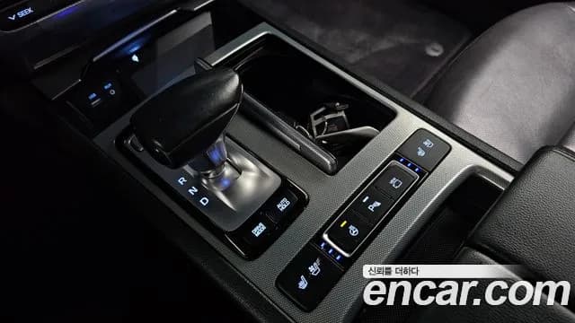 2018 Genesis G80 3.3 GDI AWD Sold VIN KMHGL41DDJU267377 – side profile 2018 Genesis G80 3.3 GDI AWD Sold VIN KMHGL41DDJU267377 – side profile