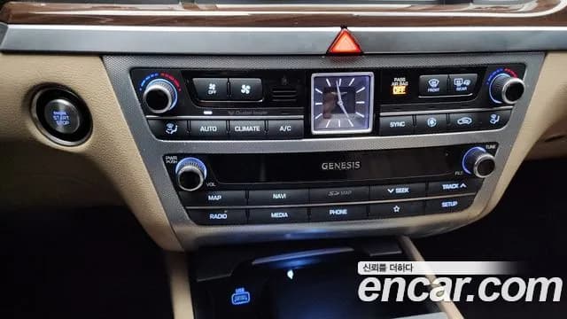 2019 Genesis G80 3.3 GDI AWD Sold VIN KMHGL41DDKU303924 – side profile 2019 Genesis G80 3.3 GDI AWD Sold VIN KMHGL41DDKU303924 – side profile