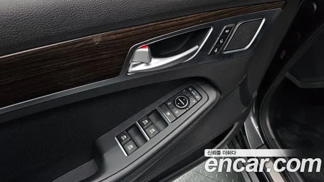 2019 Genesis G80 3.3 GDI AWD Sold VIN KMHGL41DDKU308205 – rear exterior 2019 Genesis G80 3.3 GDI AWD Sold VIN KMHGL41DDKU308205 – rear exterior