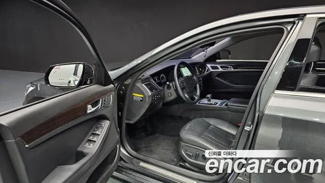 2019 Genesis G80 3.3 GDI AWD Sold VIN KMHGL41DDKU308205 – exterior detail 2019 Genesis G80 3.3 GDI AWD Sold VIN KMHGL41DDKU308205 – exterior detail