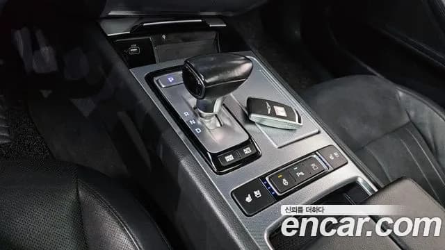 2019 Genesis G80 3.3 GDI AWD Sold VIN KMHGL41DDKU312812 – front exterior 2019 Genesis G80 3.3 GDI AWD Sold VIN KMHGL41DDKU312812 – front exterior