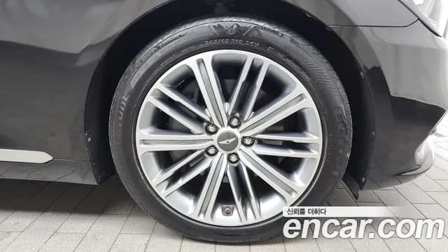 2019 Genesis G80 3.3 GDI AWD Sold VIN KMHGL41DDKU319348 – front exterior 2019 Genesis G80 3.3 GDI AWD Sold VIN KMHGL41DDKU319348 – front exterior