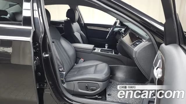 2019 Genesis G80 3.3 GDI AWD Sold VIN KMHGL41DDKU319348 – exterior detail 2019 Genesis G80 3.3 GDI AWD Sold VIN KMHGL41DDKU319348 – exterior detail