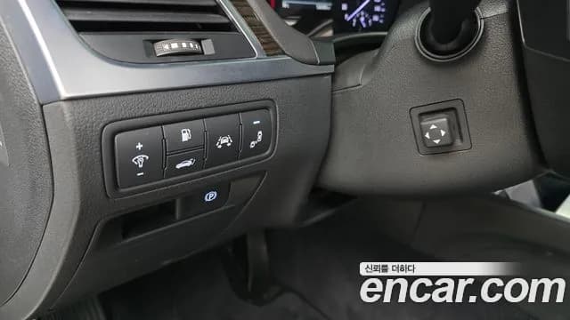 2020 Genesis G80 3.3 GDI AWD Sold VIN KMHGL41DDLU343713 – rear exterior 2020 Genesis G80 3.3 GDI AWD Sold VIN KMHGL41DDLU343713 – rear exterior