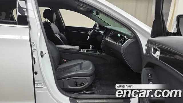 2020 Genesis G80 3.3 GDI AWD Sold VIN KMHGL41DDLU343713 – trunk area 2020 Genesis G80 3.3 GDI AWD Sold VIN KMHGL41DDLU343713 – trunk area