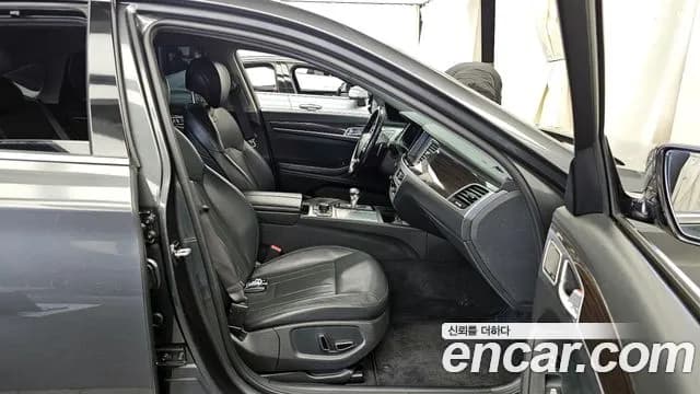 2019 Genesis G80 2.2D AWD Sold VIN KMHGM412DKU311679 – trunk area 2019 Genesis G80 2.2D AWD Sold VIN KMHGM412DKU311679 – trunk area
