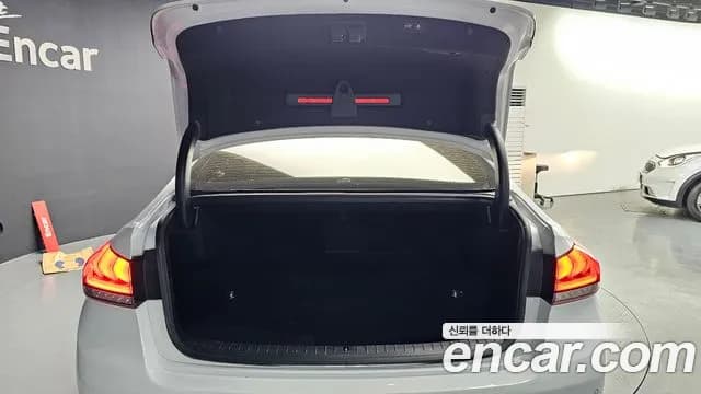 2019 Genesis G80 2.2D AWD Sold VIN KMHGM412DKU316803 – photo 16 2019 Genesis G80 2.2D AWD Sold VIN KMHGM412DKU316803 – photo 16