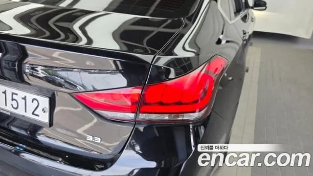 2017 Genesis G80 3.3 GDI Sold VIN KMHGM41DBHU217715 – photo 30 2017 Genesis G80 3.3 GDI Sold VIN KMHGM41DBHU217715 – photo 30