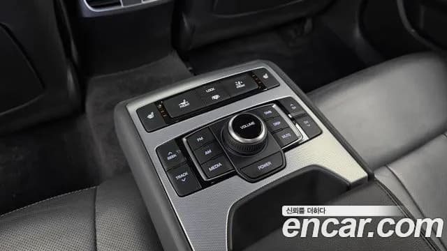 2017 Genesis G80 3.3 GDI Sold VIN KMHGM41DBHU217715 – photo 35 2017 Genesis G80 3.3 GDI Sold VIN KMHGM41DBHU217715 – photo 35