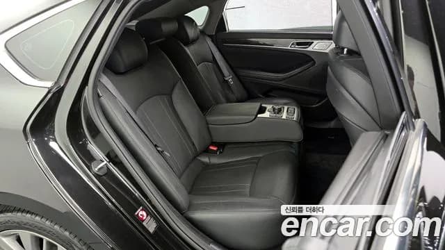 2017 Genesis G80 3.3 GDI Sold VIN KMHGM41DBHU236126 – undercarriage 2017 Genesis G80 3.3 GDI Sold VIN KMHGM41DBHU236126 – undercarriage