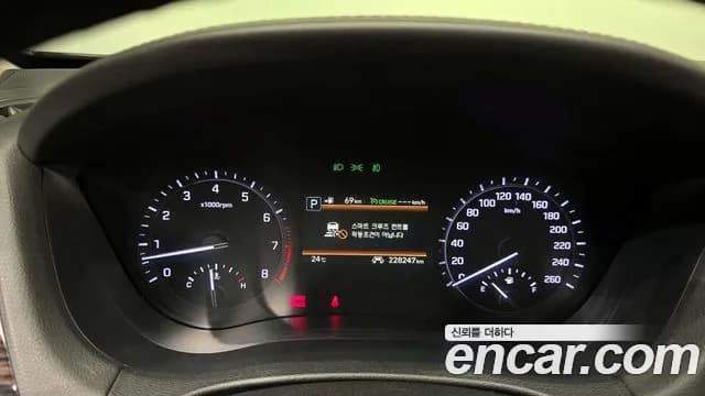 2018 Genesis G80 3.3 GDI Sold VIN KMHGM41DBJU244344 – interior seats 2018 Genesis G80 3.3 GDI Sold VIN KMHGM41DBJU244344 – interior seats