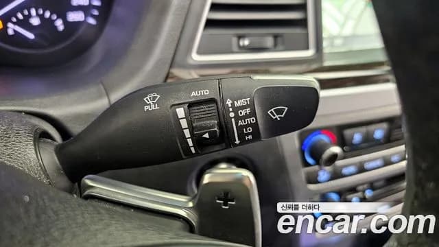 2018 Genesis G80 3.3 GDI Sold VIN KMHGM41DBJU275094 – engine bay 2018 Genesis G80 3.3 GDI Sold VIN KMHGM41DBJU275094 – engine bay