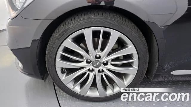 2018 Genesis G80 3.3 GDI Sold VIN KMHGM41DBJU275094 – photo 19 2018 Genesis G80 3.3 GDI Sold VIN KMHGM41DBJU275094 – photo 19