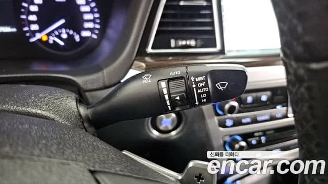 2018 Genesis G80 3.3 GDI Sold VIN KMHGM41DBJU298458 – rear exterior 2018 Genesis G80 3.3 GDI Sold VIN KMHGM41DBJU298458 – rear exterior