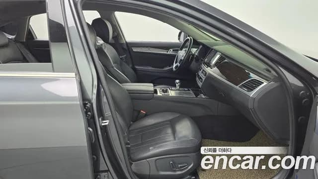 2019 Genesis G80 3.3 GDI Sold VIN KMHGM41DBKU306780 – undercarriage 2019 Genesis G80 3.3 GDI Sold VIN KMHGM41DBKU306780 – undercarriage
