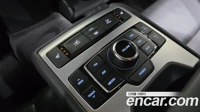 2017 Genesis G80 3.3 GDI AWD Sold VIN KMHGM41DDHU206123 – photo 20 2017 Genesis G80 3.3 GDI AWD Sold VIN KMHGM41DDHU206123 – photo 20