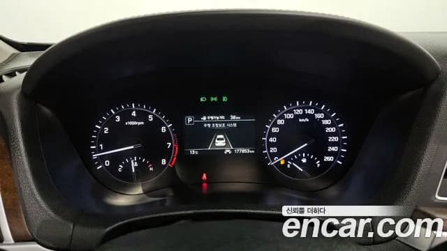 2017 Genesis G80 3.3 GDI AWD Sold VIN KMHGM41DDHU222775 – dashboard 2017 Genesis G80 3.3 GDI AWD Sold VIN KMHGM41DDHU222775 – dashboard