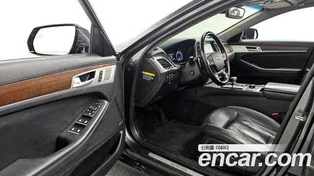 2017 Genesis G80 3.3 GDI AWD Sold VIN KMHGM41DDHU222775 – interior seats 2017 Genesis G80 3.3 GDI AWD Sold VIN KMHGM41DDHU222775 – interior seats