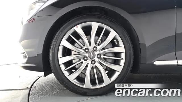 2018 Genesis G80 3.3 GDI AWD Sold VIN KMHGM41DDJU238702 – photo 32 2018 Genesis G80 3.3 GDI AWD Sold VIN KMHGM41DDJU238702 – photo 32