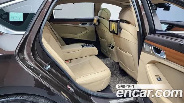 2019 Genesis G80 3.3 GDI AWD Sold VIN KMHGM41DDKU303690 – undercarriage 2019 Genesis G80 3.3 GDI AWD Sold VIN KMHGM41DDKU303690 – undercarriage