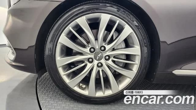 2019 Genesis G80 3.3 GDI AWD Sold VIN KMHGM41DDKU303690 – trunk area 2019 Genesis G80 3.3 GDI AWD Sold VIN KMHGM41DDKU303690 – trunk area