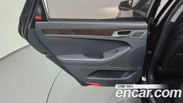 2019 Genesis G80 3.3 GDI AWD Sold VIN KMHGM41DDKU324357 – front exterior 2019 Genesis G80 3.3 GDI AWD Sold VIN KMHGM41DDKU324357 – front exterior