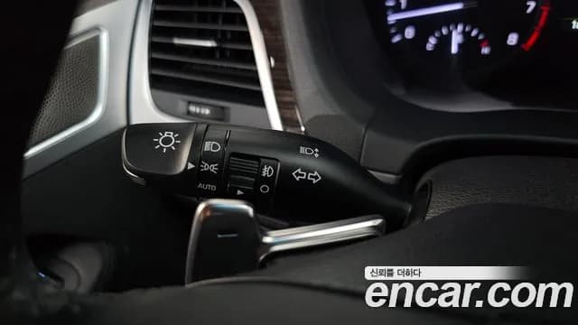 2019 Genesis G80 3.3 GDI AWD Sold VIN KMHGM41DDKU324357 – exterior detail 2019 Genesis G80 3.3 GDI AWD Sold VIN KMHGM41DDKU324357 – exterior detail