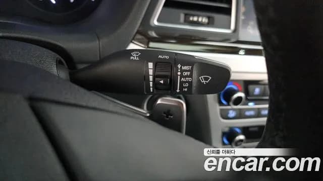 2019 Genesis G80 3.3 GDI AWD Sold VIN KMHGM41DDKU324357 – photo 14 2019 Genesis G80 3.3 GDI AWD Sold VIN KMHGM41DDKU324357 – photo 14