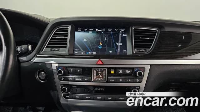 2019 Genesis G80 3.3 GDI AWD Sold VIN KMHGM41DDKU335578 – front exterior 2019 Genesis G80 3.3 GDI AWD Sold VIN KMHGM41DDKU335578 – front exterior