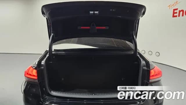 2019 Genesis G80 3.3 GDI AWD Sold VIN KMHGM41DDKU335578 – photo 25 2019 Genesis G80 3.3 GDI AWD Sold VIN KMHGM41DDKU335578 – photo 25