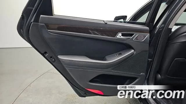 2020 Genesis G80 3.3 GDI AWD Sold VIN KMHGM41DDLU340784 – rear exterior 2020 Genesis G80 3.3 GDI AWD Sold VIN KMHGM41DDLU340784 – rear exterior