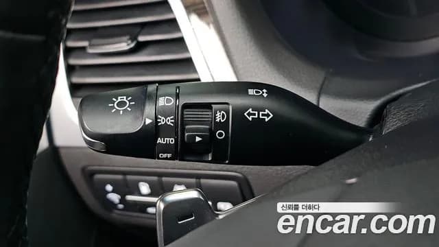 2020 Genesis G80 3.3 GDI AWD Sold VIN KMHGM41DDLU340784 – photo 19 2020 Genesis G80 3.3 GDI AWD Sold VIN KMHGM41DDLU340784 – photo 19